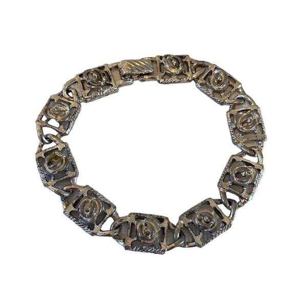 Sarah Coventry Vintage Matte & Etched Silver Toned Delicate Looking Bracelet. - Picture 5 of 7